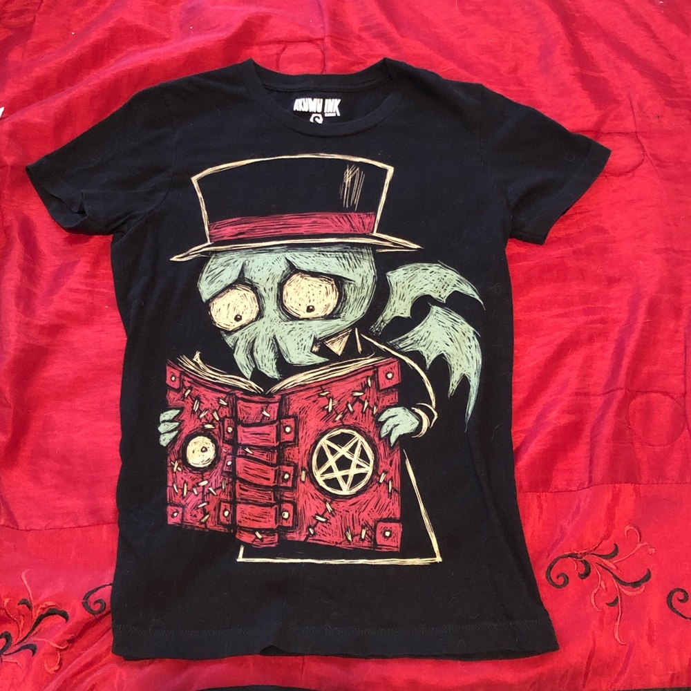 ✨SOLD✨Cthulhu shirt
